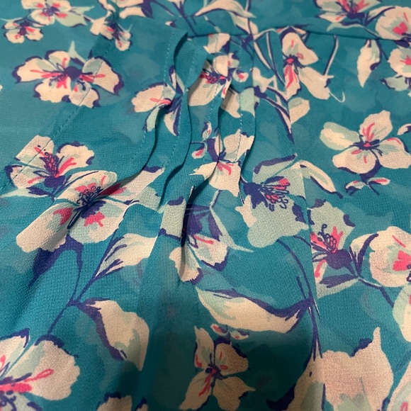Torrid sheer floral teal blouse w/ buttons sz 2x - Picture 7 of 9